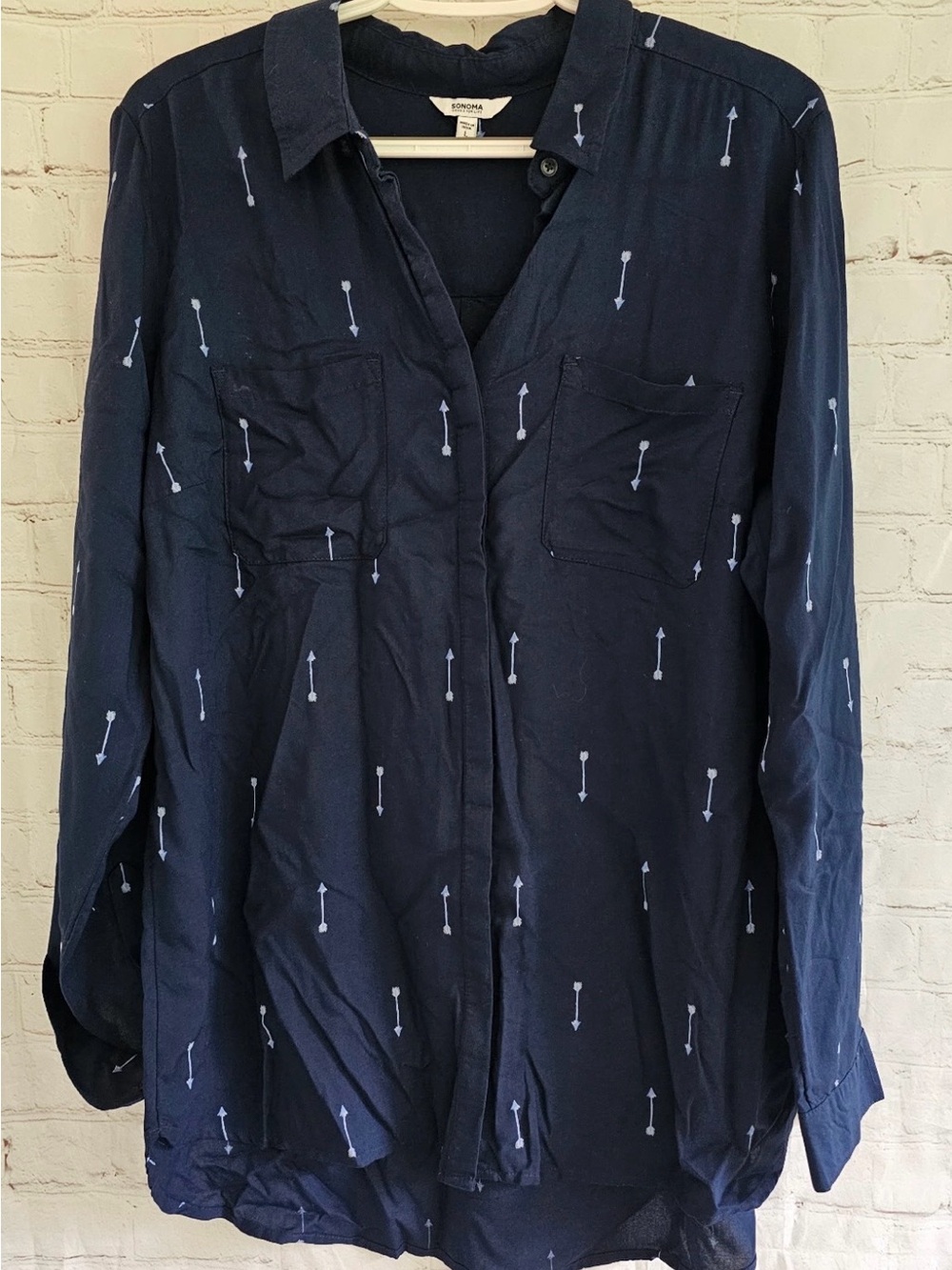 Sonoma Navy Button-Down Shirt with Light Arrow Print size L